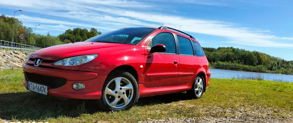 Peugeot 206 cena 6900 przebieg: 138000, rok produkcji 2004 z Tarnów małe 67